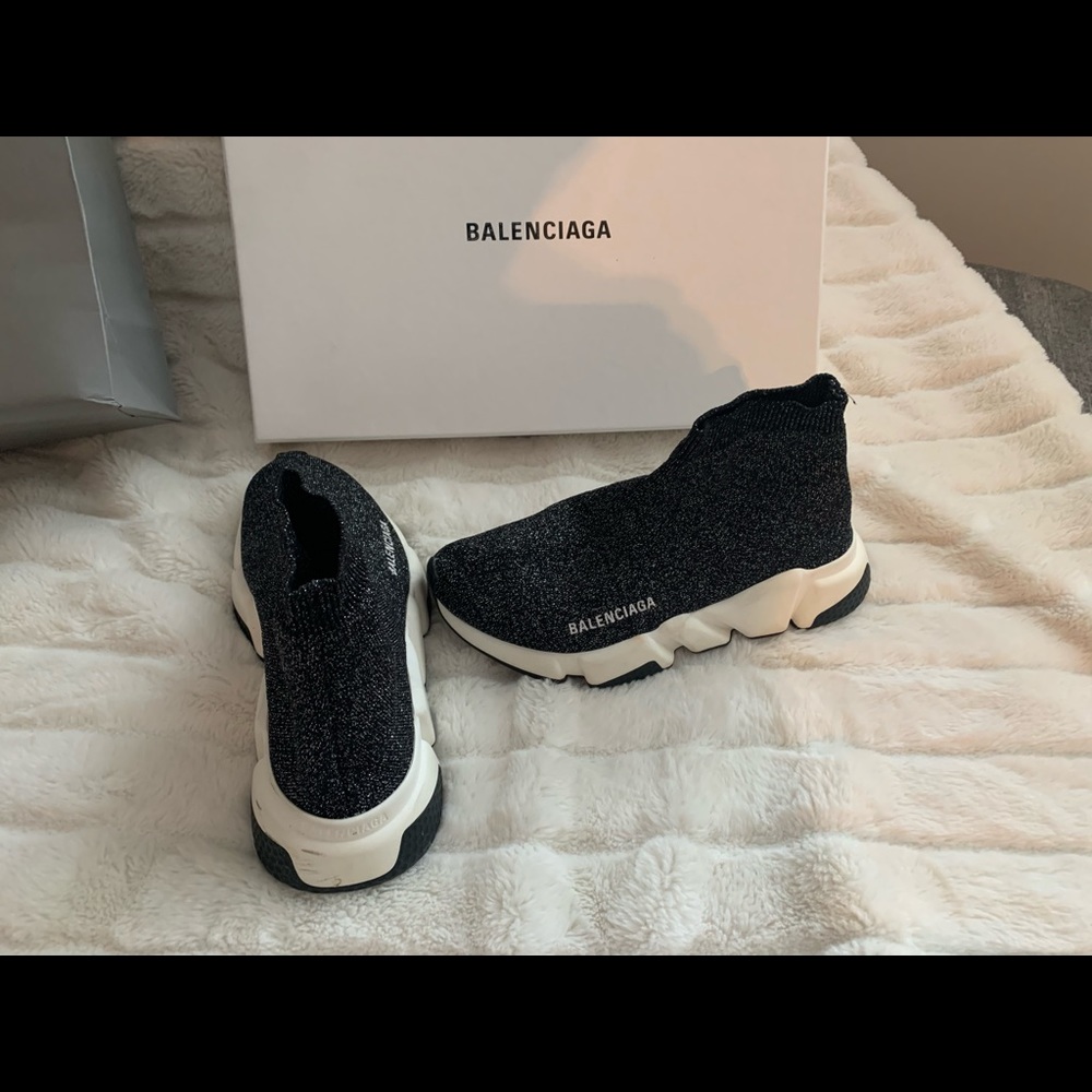 Balenciaga athletic shoes.. - Picture 5 of 5